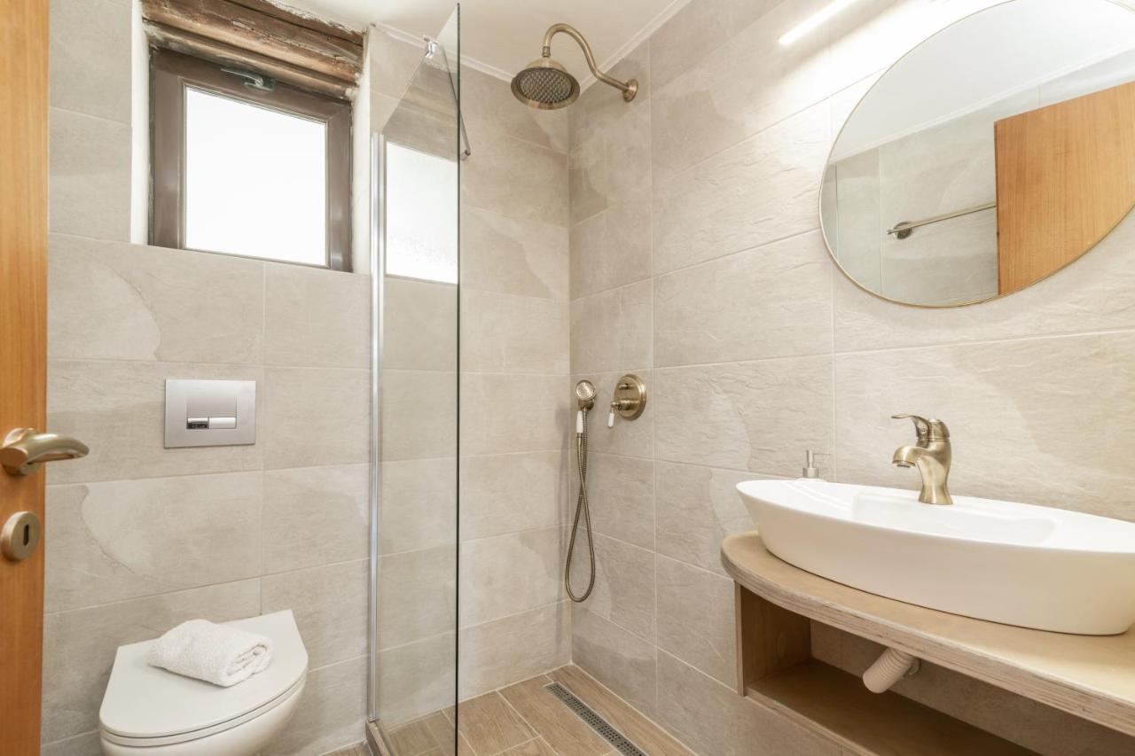 Vozas Villas - Traditional Houses With Great View Tragaki Esterno foto