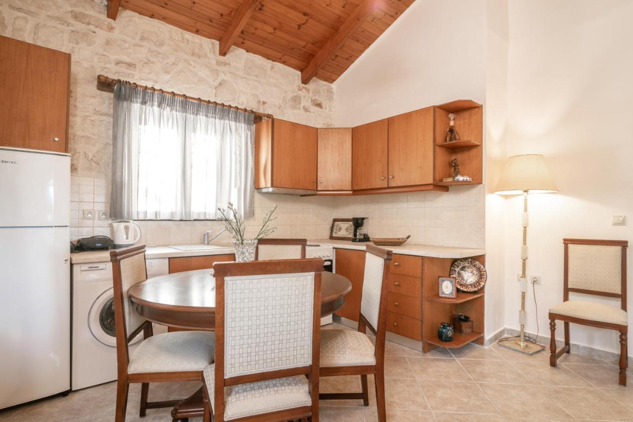 Vozas Villas - Traditional Houses With Great View Tragaki Esterno foto