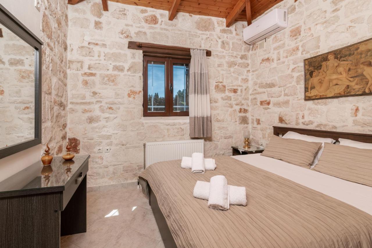 Vozas Villas - Traditional Houses With Great View Tragaki Esterno foto